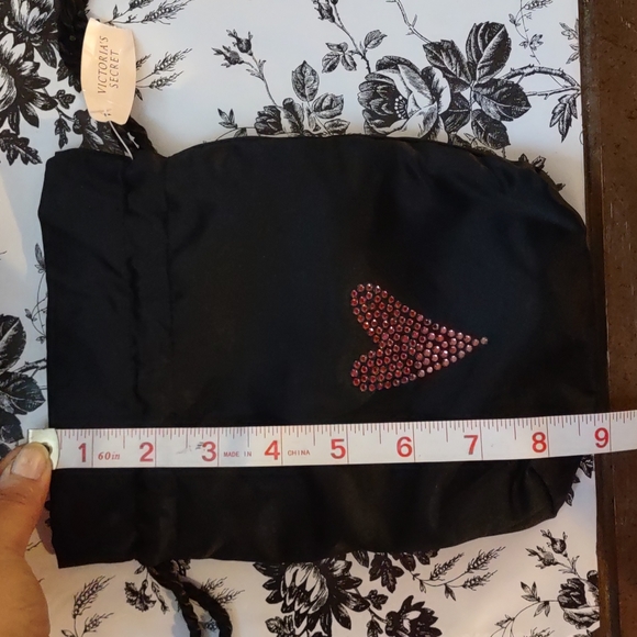 Victoria's secret satin heart rhinestone lingerie bag - Picture 8 of 8
